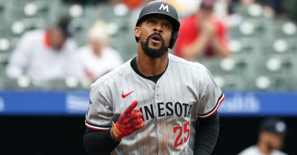 Ｈ*様 MLBボブルヘッド、クリス・セール、アトランタ・ブレーブス、サイ・ヤング セール、九回途中無失点の5勝目で2度目のサイ・ヤング賞へアピール