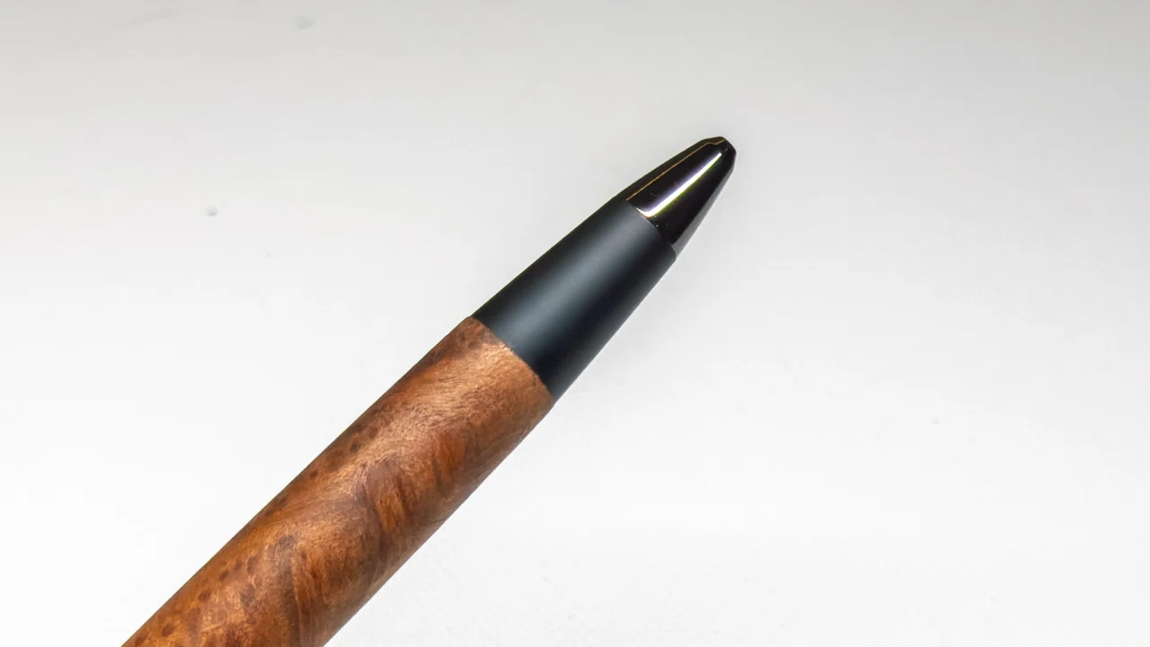 野原工芸】トルコウォールナット×ネオブラック金具のご紹介。｜みよ