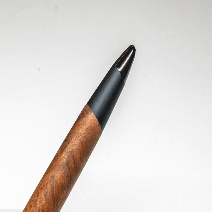 野原工芸】トルコウォールナット×ネオブラック金具のご紹介。｜みよ