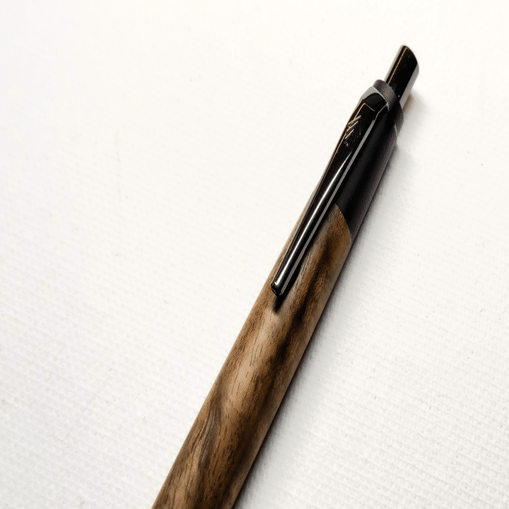 野原工芸】トルコウォールナット×ネオブラック金具のご紹介。｜みよ