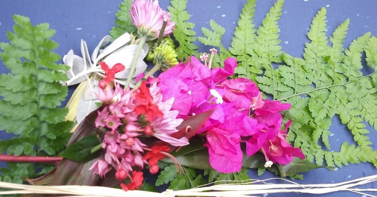 フラワー・レイ「大切な誰か」という意味｜kahale uchi