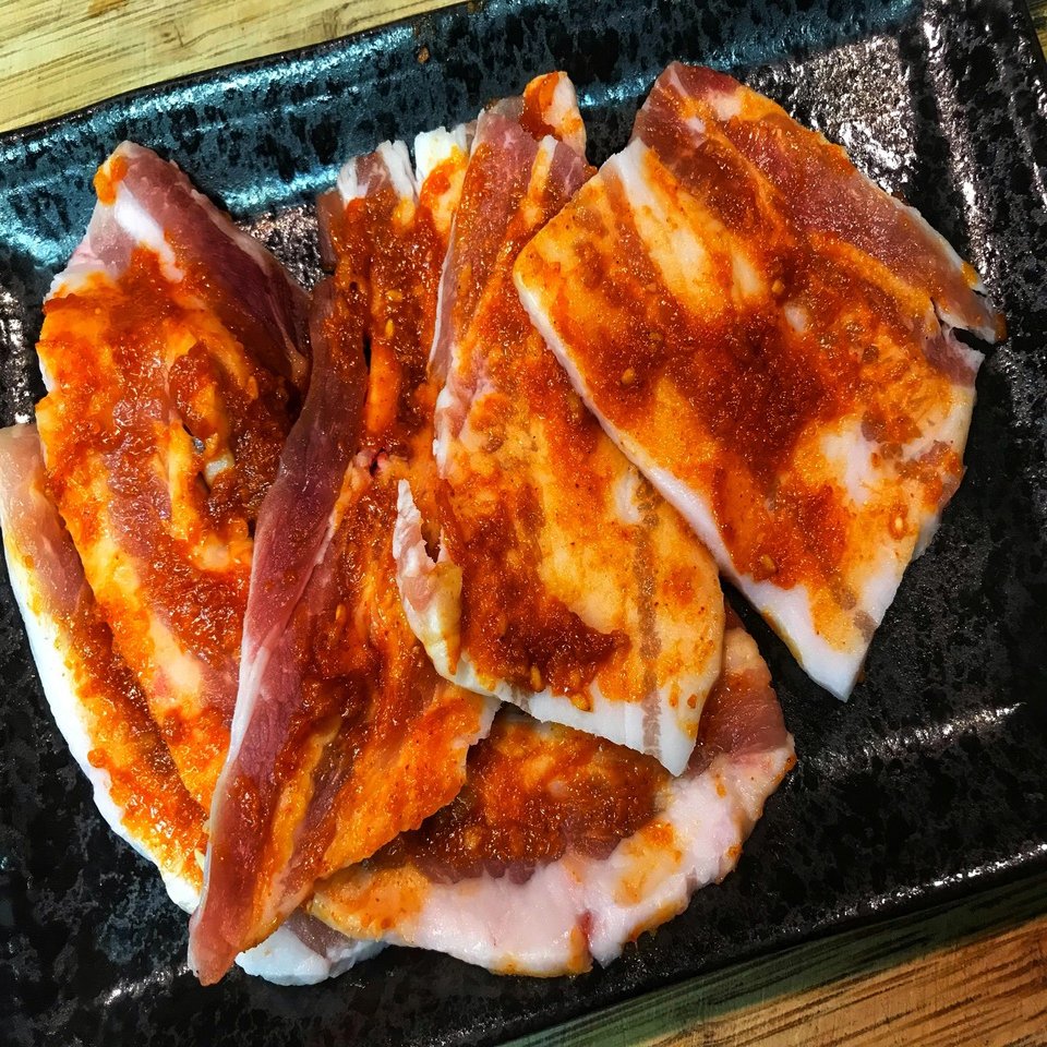 あの話題にちょっと疲れたので 大好きなサムギョプサルの話をします 1000円で元気になれるモノ 小保下 グミ 老舗和食店の女将 Note