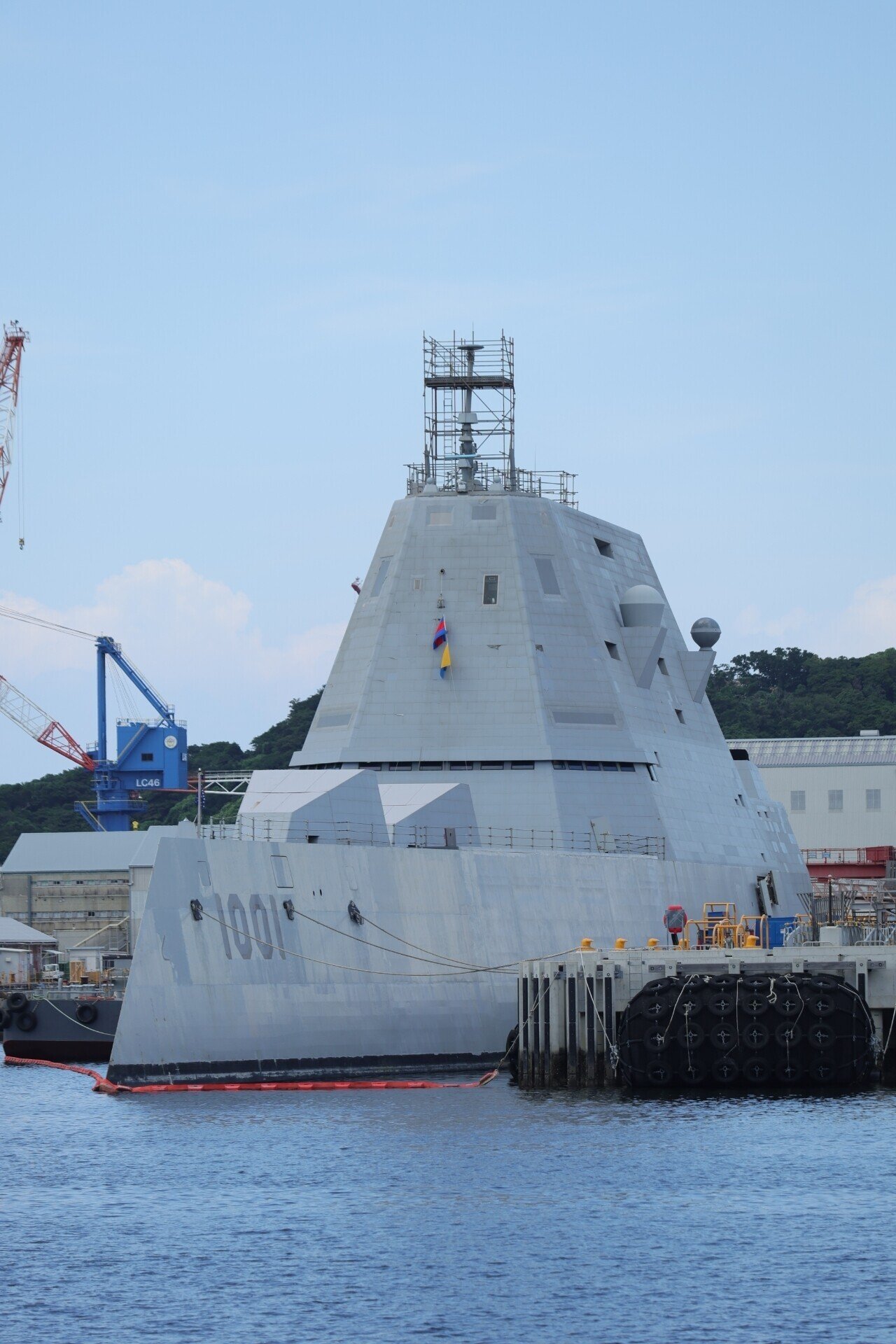 横須賀まで行って、ズムウォルト級駆逐艦2番艦「マイケル