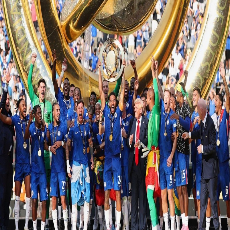 チェルシーがクラブW杯で日本に来日した時の選手のサインボールです！交渉受けます チェルシーがクラブW杯で日本に来日した時の選手のサインボール