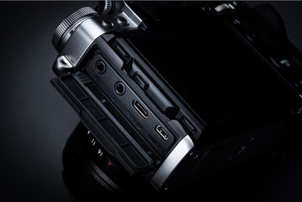 Fujifilm X-T3 デジタルカメラ 本体 Amazon.com : Fujifilm X-T3 Mirrorless Digital Camera (Body Only