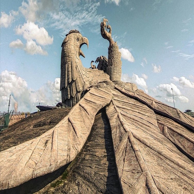 インドの巨大鳥像について｜キリホ