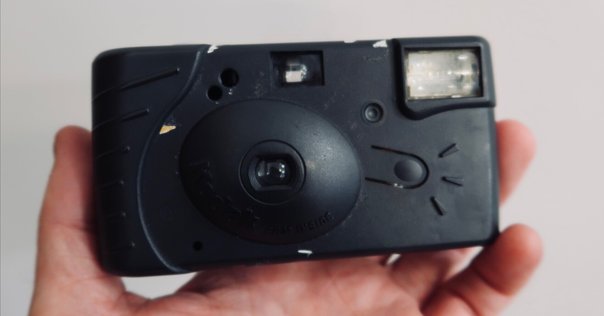 コニカ ハーフサイズ フィルムカメラ Konica レコーダー　recorder ハーフサイズカメラのコニカ レコーダー KONICA RECORDERを新宿