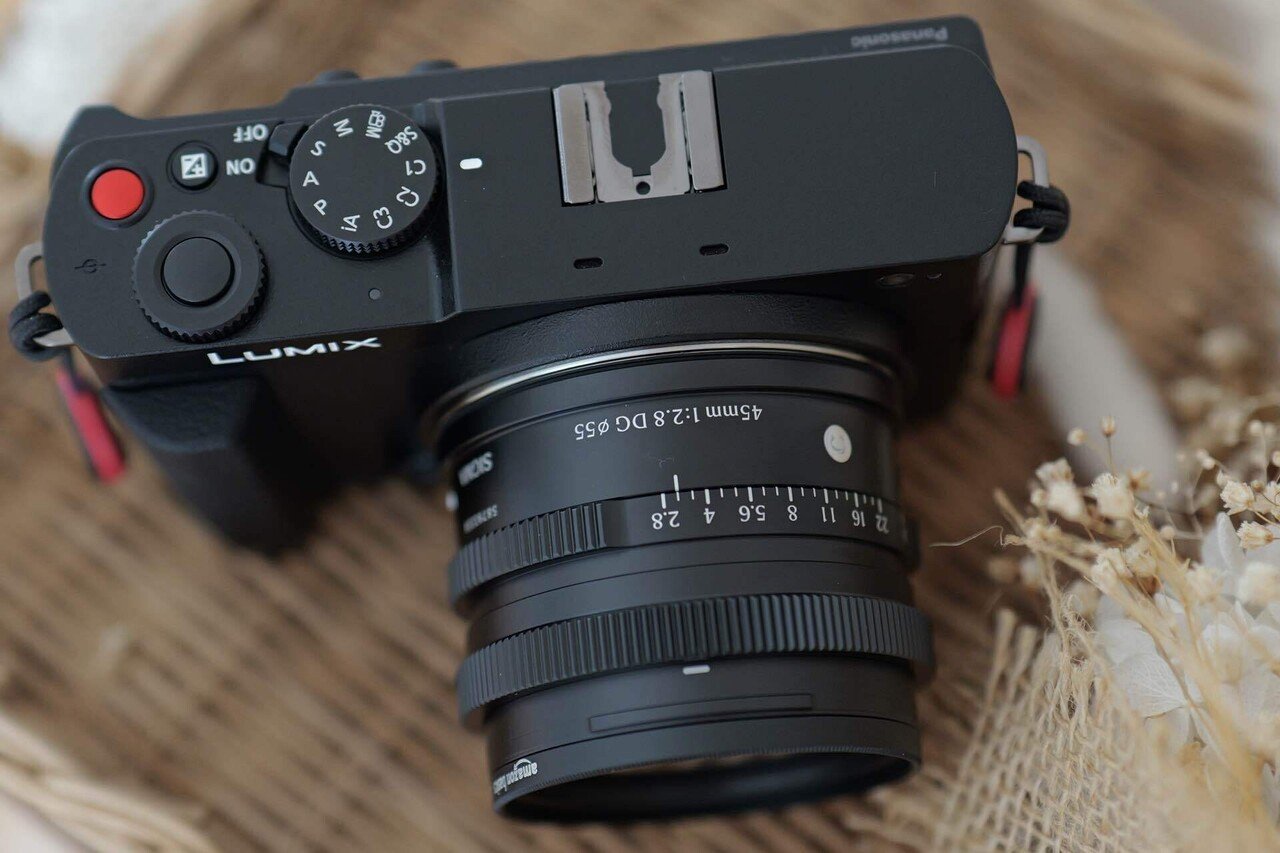 【αユーザーに最適】SIGMA 45mm F2.8｜コンパクト神レンズ LUMIX日記]SIGMA Contemporary 45mm F2.8 DG試写｜Lumixer