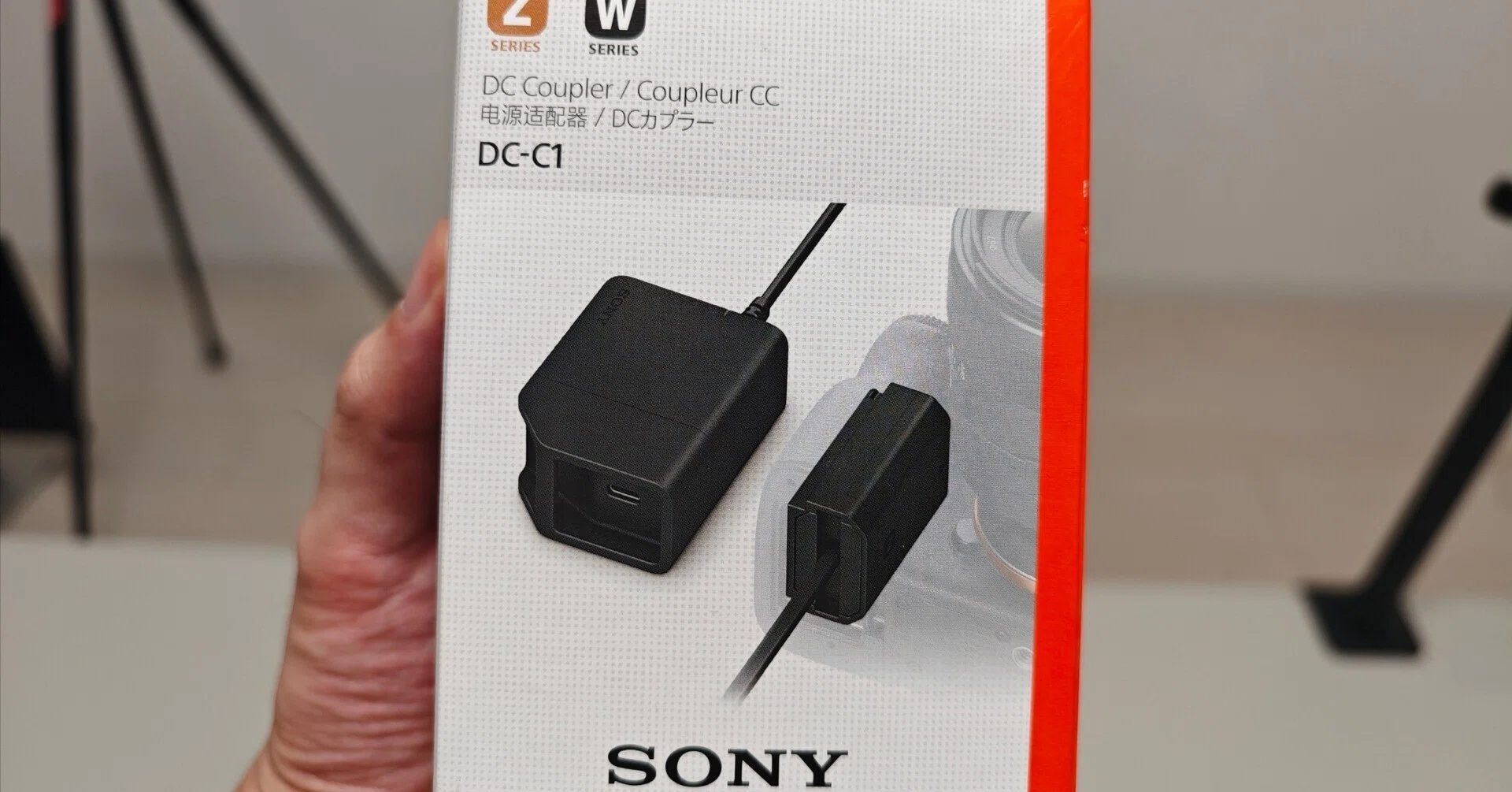 SONYのαカメラのバッテリーNP-FZ100の純正カメラ用DCカプラー DC-C1の