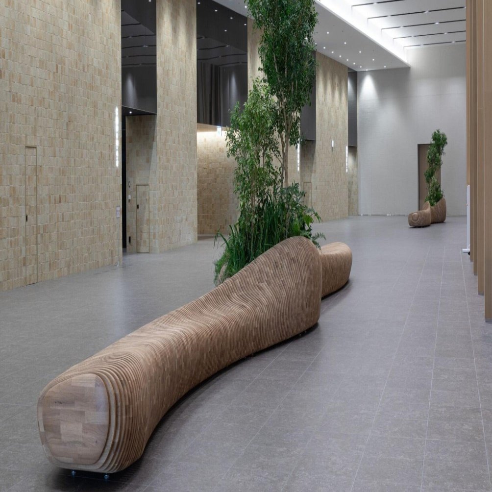 6,000を超える木製パーツからつくる巨大ベンチ ｜加工・施工編 [グラン