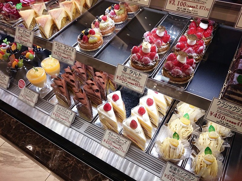 湘南地域を中心に展開する洋菓子店 湘南クリエイティブガトー 葦 アシ 神奈川ハッピータウン Note