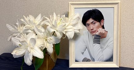 ▲限定１名様▲貴重▲三浦春馬▲切り抜きクリアブック2冊▲ 三浦春馬さん 切り抜き - メルカリ
