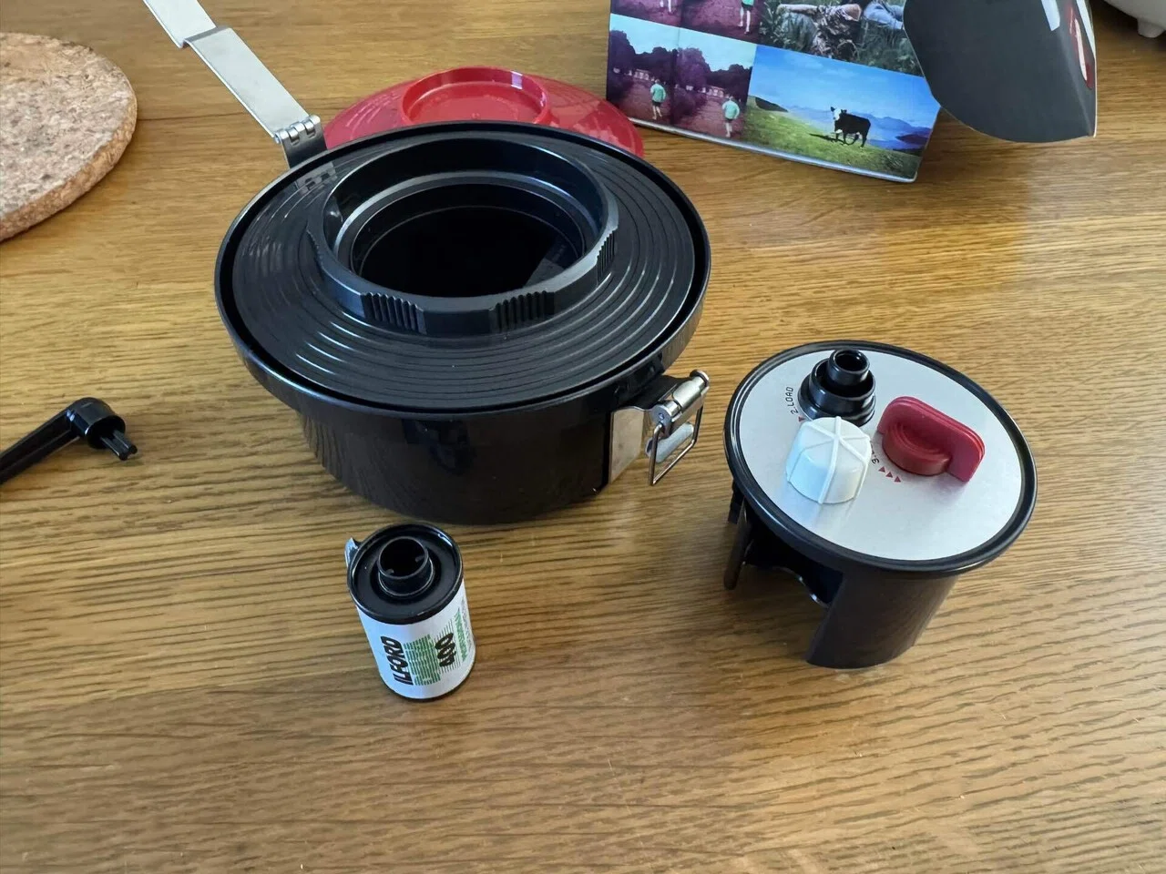 Lomograpy Lomo Daylight Developing Tank 35mmを買ってみた！｜もっち