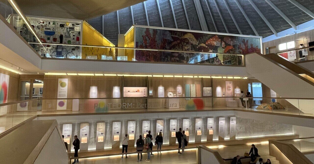 ロンドン　デザインミュージアム study note イギリス#4 / モダンで心地良い空間のThe Design Museum ｜Himi