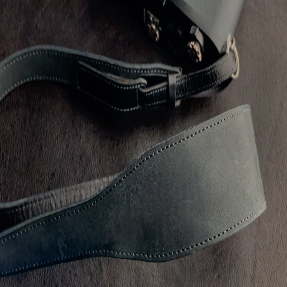 RIKU 第3弾 ストラップ レア 実写 全3色 菊柄 オリボンカメラストラップ | レピヤンリボン