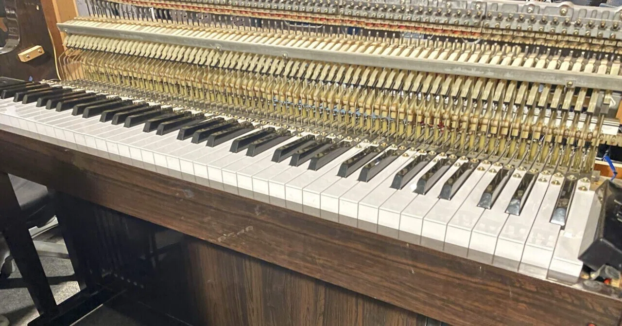 Columbia Elepian （コロンビア エレピアン）の修理とチューニング完了 