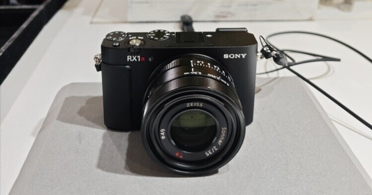 SONY rx1r フルサイズ ソニーの新型カメラは