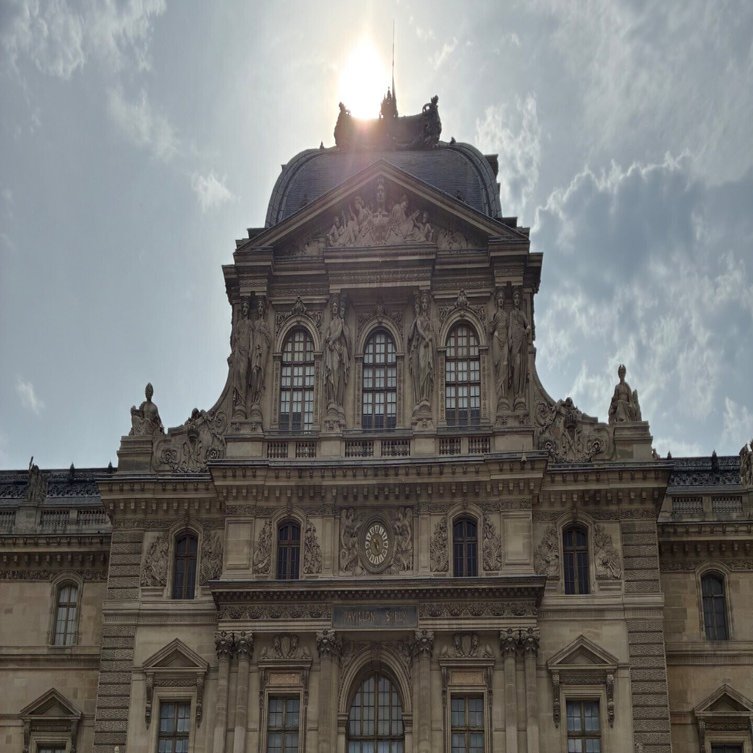 パリ旅行①〜ルーヴル美術館〜｜dear_parrot8413