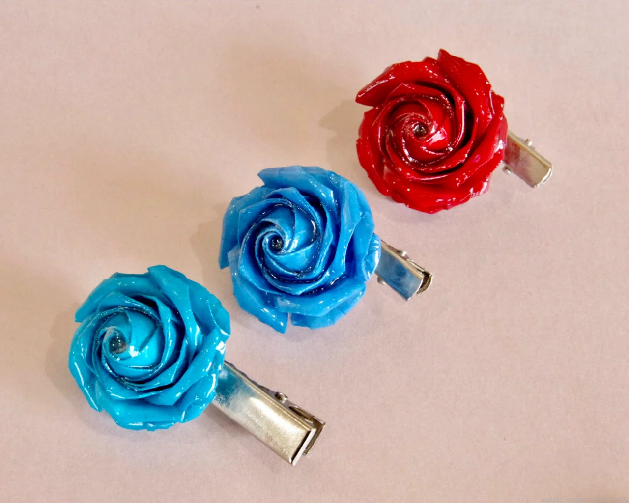 折り紙×レジン×ブローチ、新色登場！／Resin Brooch with Origami rose