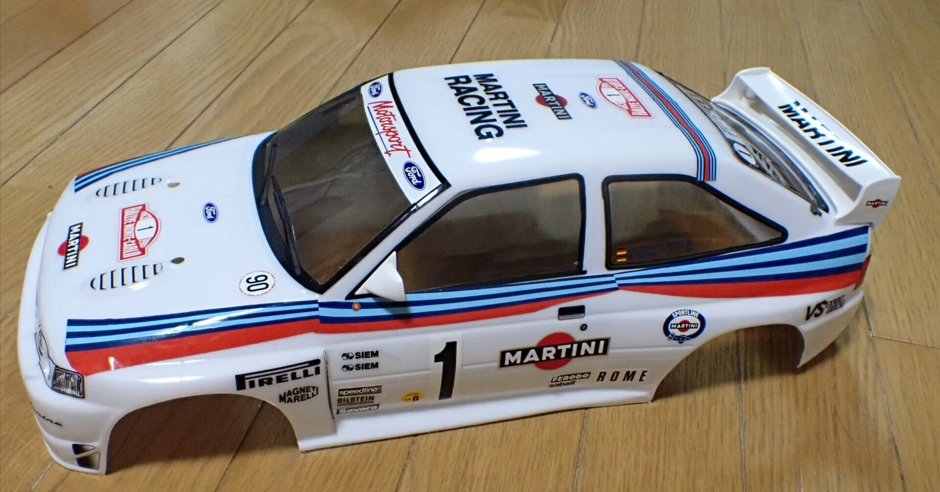 914 当時物1/10RC ランチア 037 ラリーとラジコン部品2つ 914 当時物1 914 当時物1/10RC ランチア 037 ラリーとラジコン部品2つ 914 当時物1