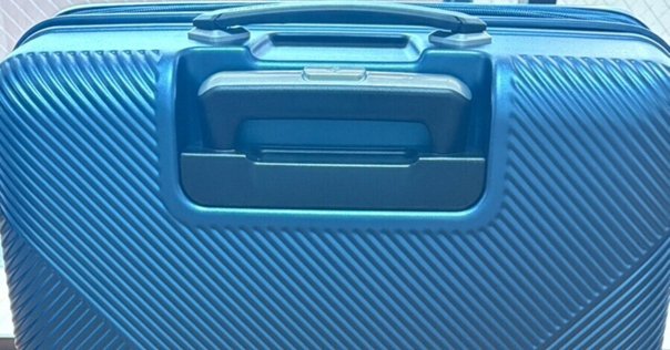 リモワの並行輸入品は生涯保証つくの？保証適用条件について｜めぐ