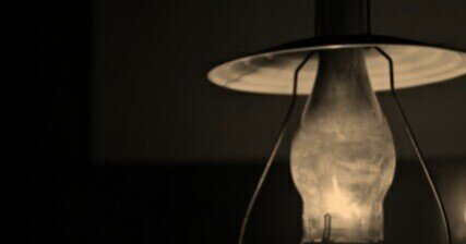 一寸余談】石油ランプ｜盆緑