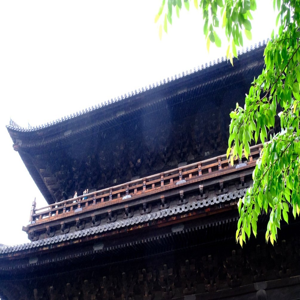 圧倒的な存在感、南禅寺の三門｜Heira.K