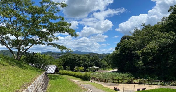 隣の芝生は青い様　ご依頼品　おもり部分 隣の芝が青くていい。自分の芝が青いと感じられるかどうかだ