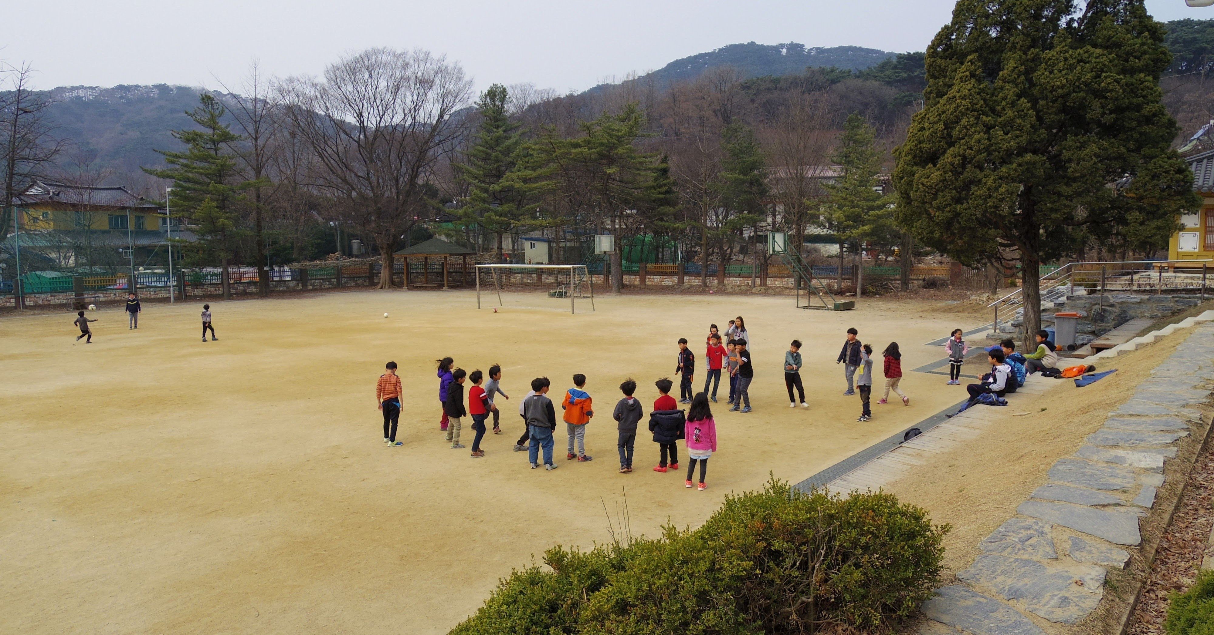 実は受験競争が激しいだけじゃない 韓国の学校教育のオルタナティブ 代案学校と革新教育 武田 緑 教育ファシリテーター Note