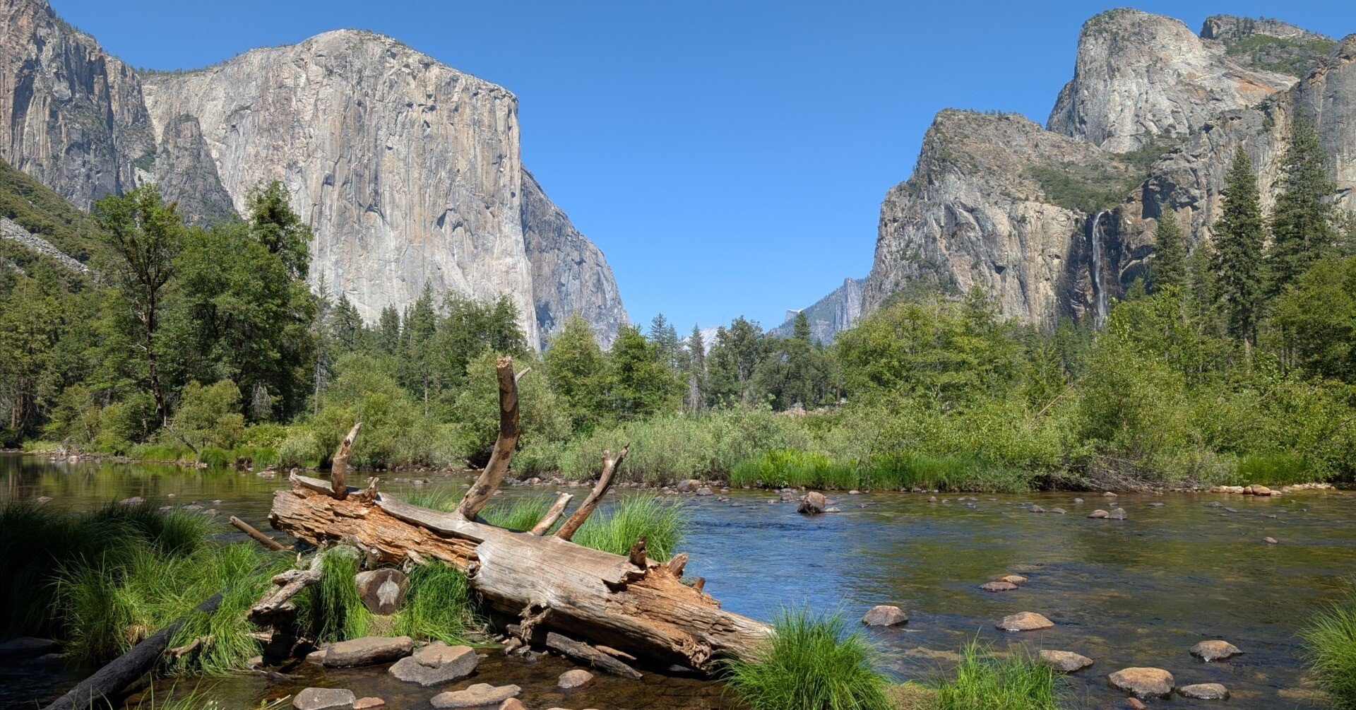 ビエルスター作　ヨセミテの谷 ビエルスター作 ヨセミテの谷 カリフォルニア州ヨセミテ渓谷を見下ろし