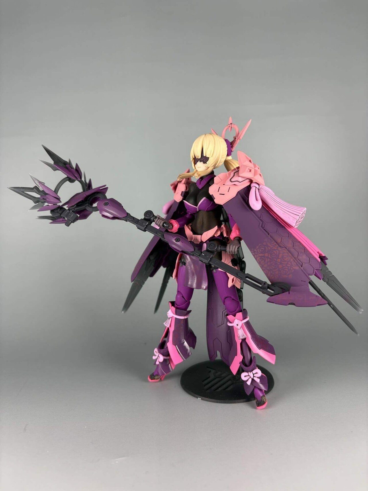 メガミデバイス 皇巫 アマテラス 日蝕を特別な模様をつけて仕上げる