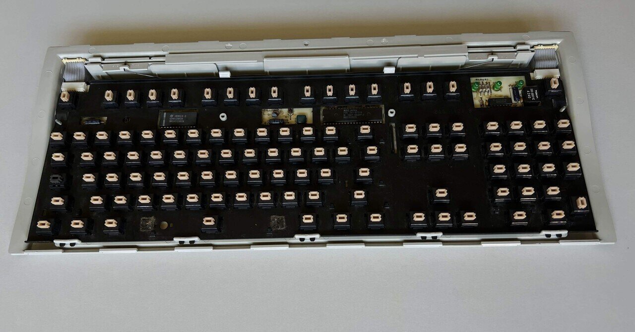 Apple extended keyboard II ALPSサーモン軸 Apple extended keyboard II ALPSサーモン軸（Classic