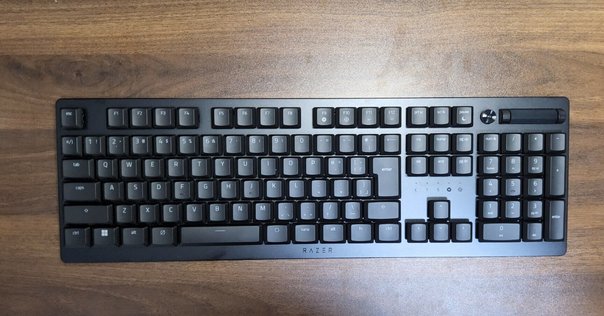 気になるキーボード]無線特化の不動ホームポジション roBa