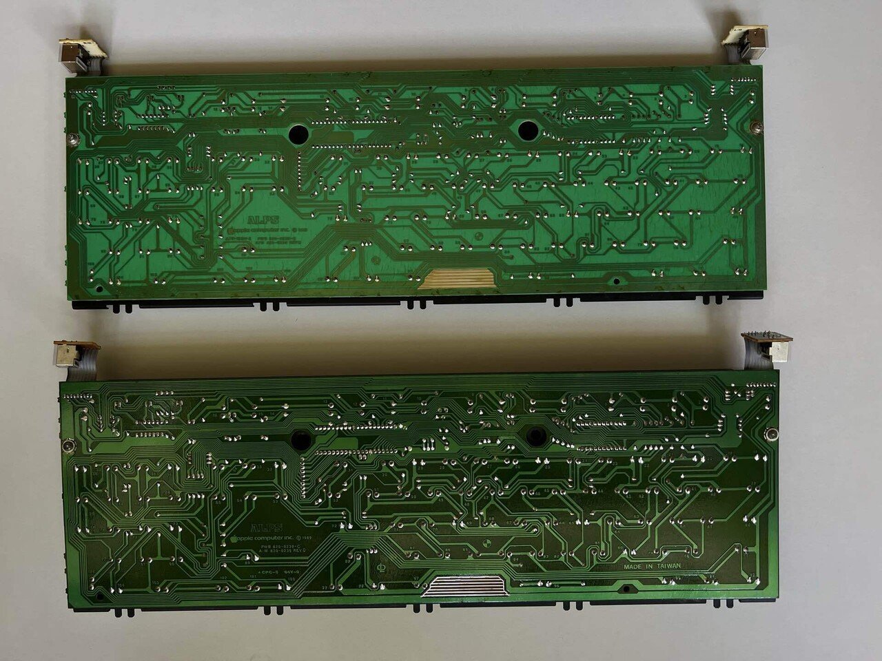 Apple extended keyboard II ALPSサーモン軸 Classic Mechanical Keyboard Restoration - Apple Extended