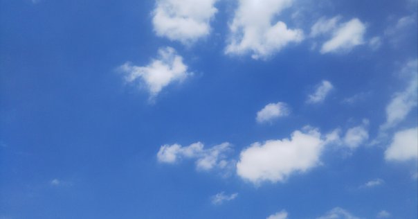 ハートの雲 この雲を見つけたときは もっとハートの形してたんだけどなぁ