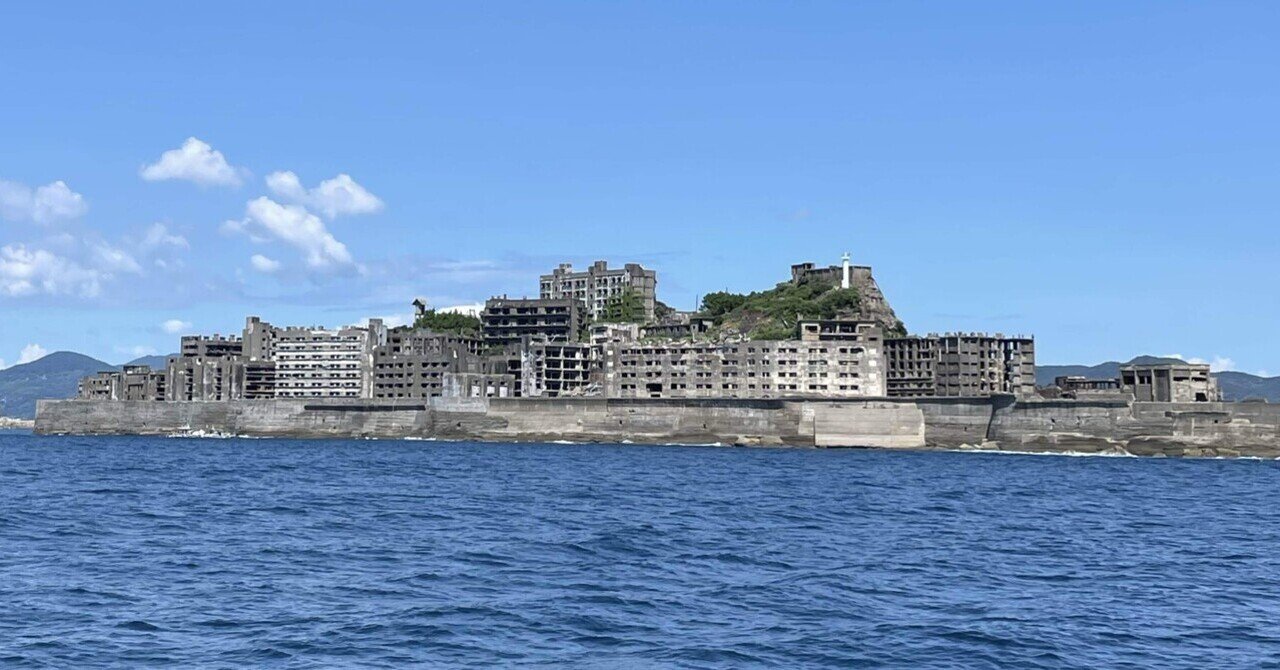 端島（軍艦島）写真集３冊セット➕おまけ本　端島　海に眠るダイヤモンド 海に眠るダイヤモンド』神木隆之介×斎藤工 端島のミニチュア模型