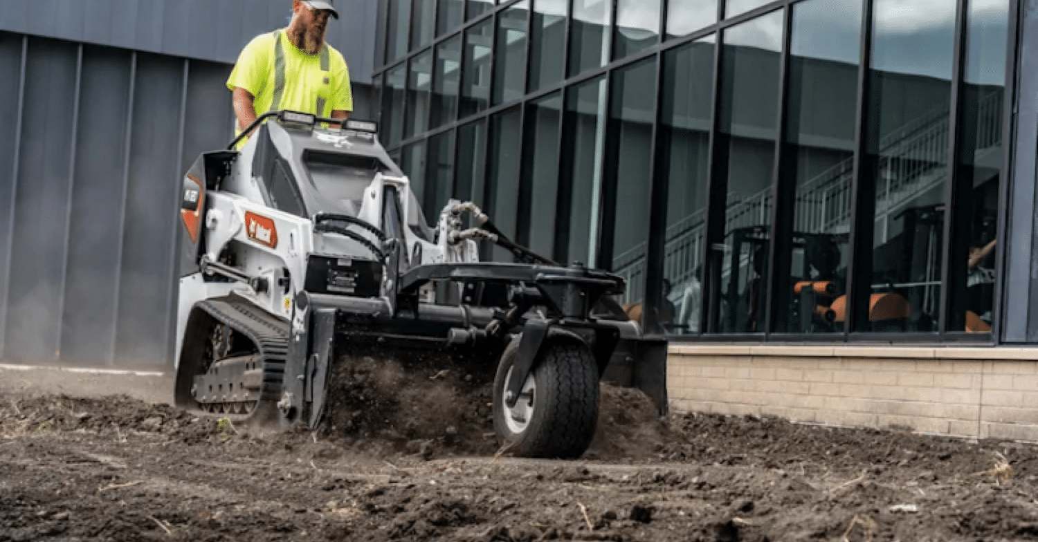 ボブキャット ボブキャットのミニ・トラックローダー「MT120」、OPE+「Twenty for