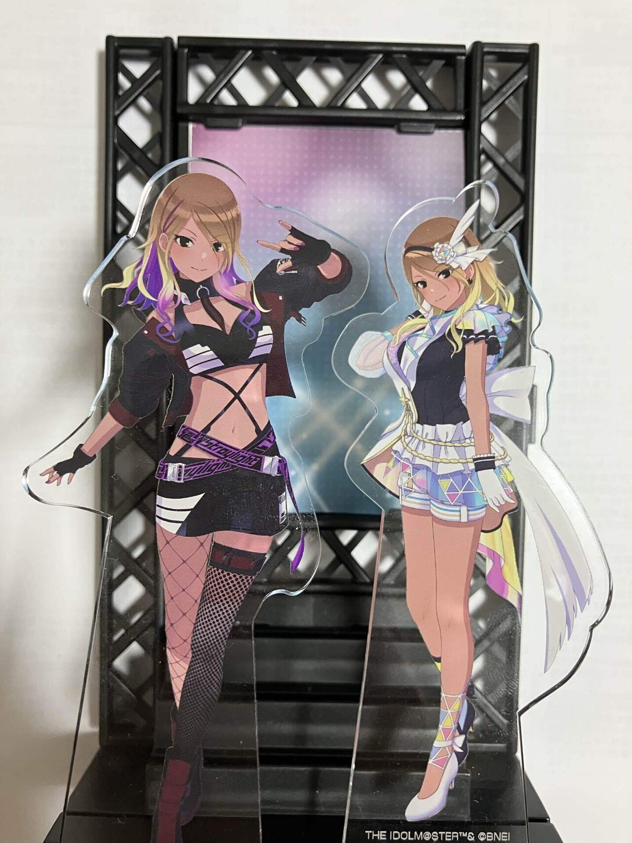 TSUTAYA ストレイライト 描き下ろしキャラクターパネル 和泉愛依 TSUTAYA ストレイライト 描き下ろしキャラクターパネル 和泉愛依