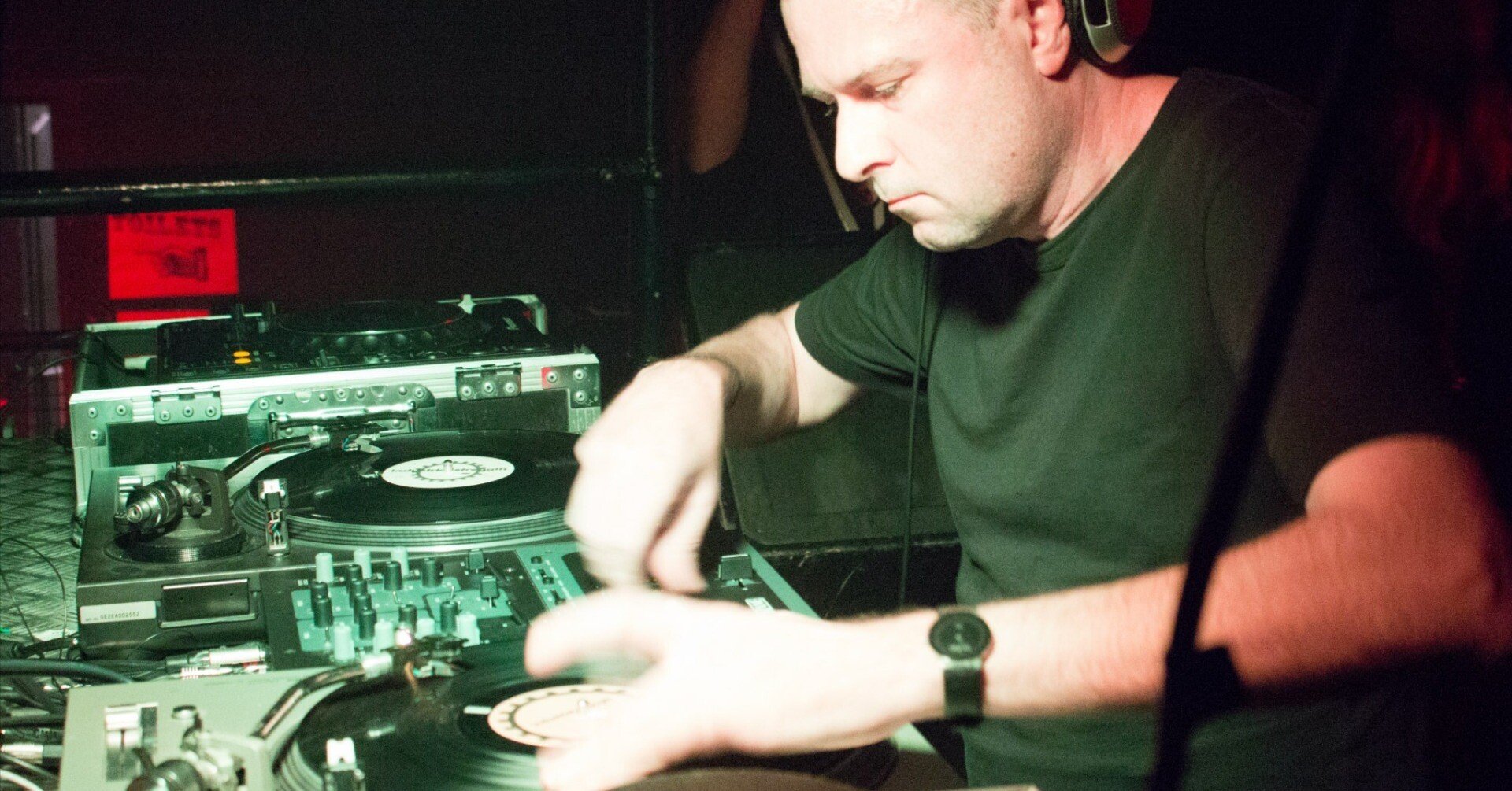 オーストラリアン・ハードコアの起点 / Overcast『Wolfe / Concord