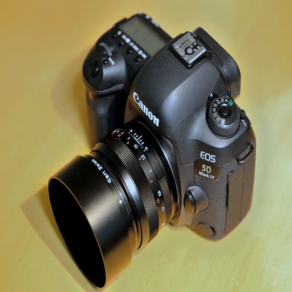 Carl Zeiss Planar T*1 4/50 ZE｜シュワイPのブログ