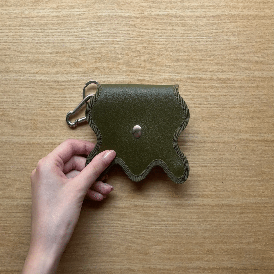 人気になるほど困るが伝えたい私のコレクション(1:nori enomoto)｜アンナ