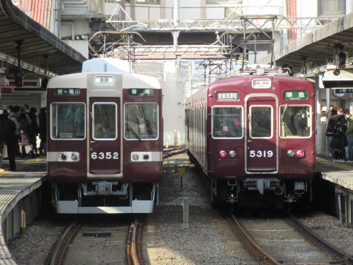 阪急京都線】8331F＋8312F｜Tau6(タウロク)
