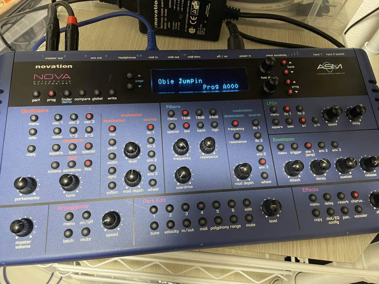 もうひとつの青】novation NOVAを語る。｜misutrax