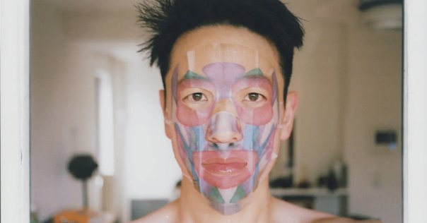 日本未発売、三島由紀夫写真集『The death of a man(男の死)』｜Rena