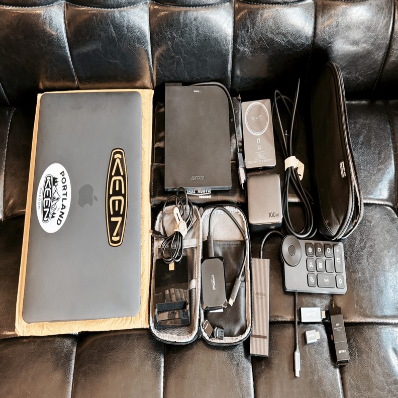 2025年最新】買ってよかったMacBook Airおすすめアクセサリ｜一般