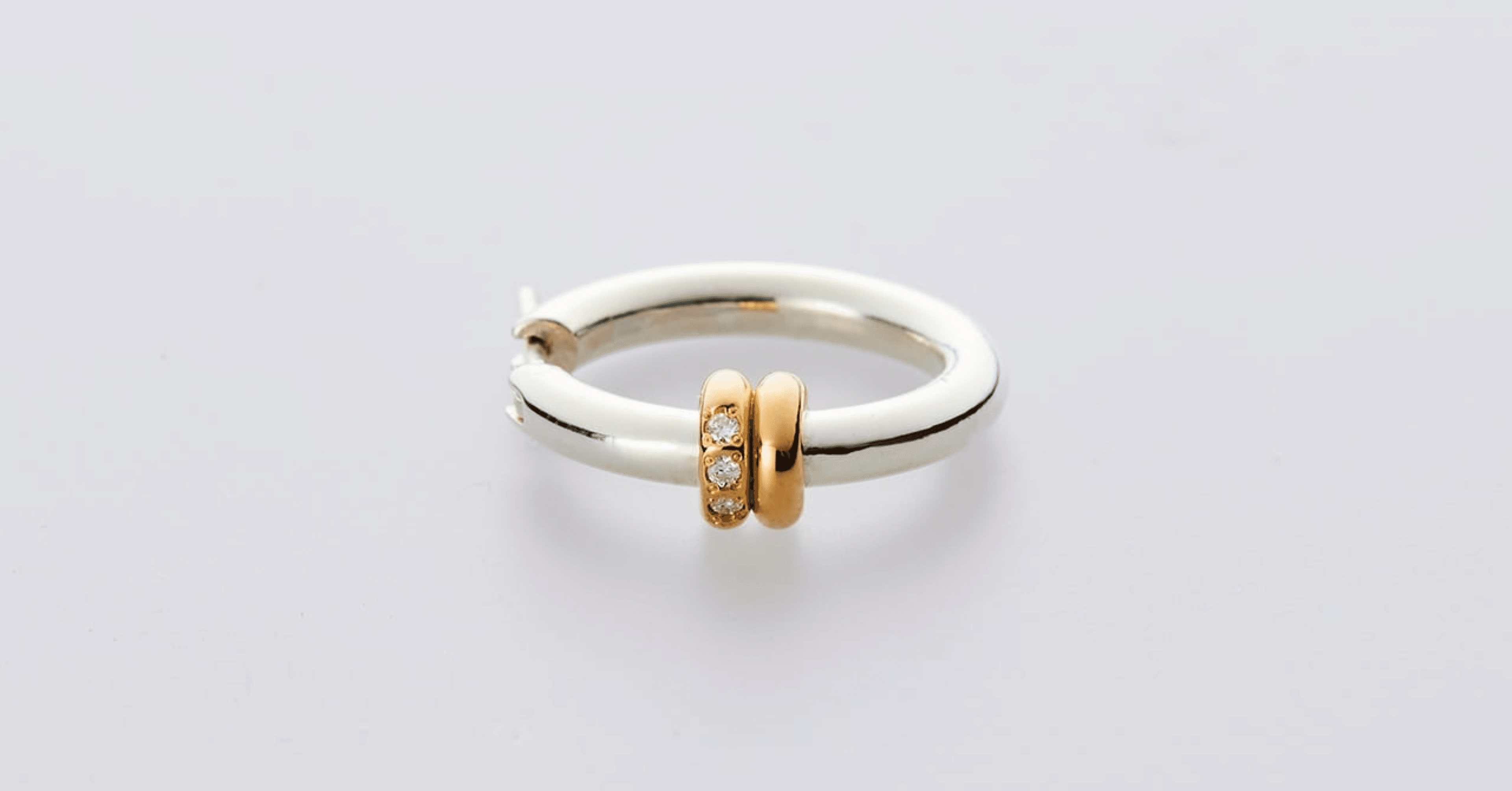 Kis-My-Ft2 千賀健永さんが愛用しているピアスはどこの？｜muchichi