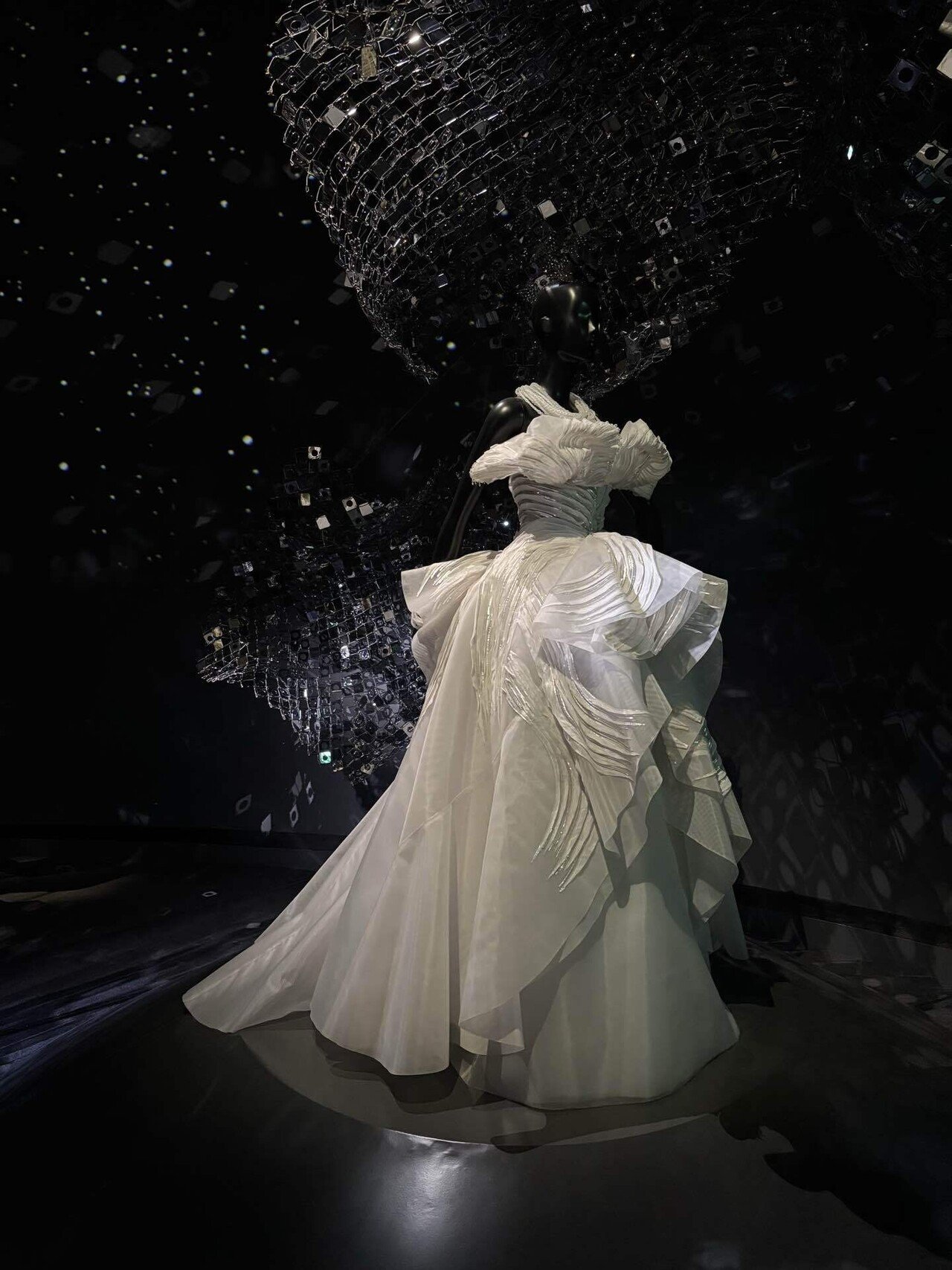 韓国ソウル旅｜Christian Dior夢のクチュリエ展@DDP｜cherie