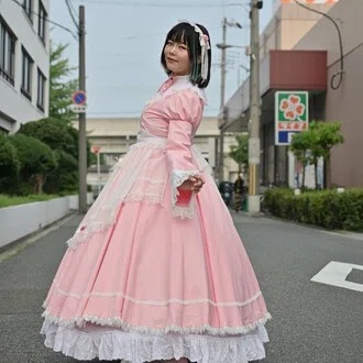 花屋乃かや【発達障害メイド喫茶スターブロッサム】