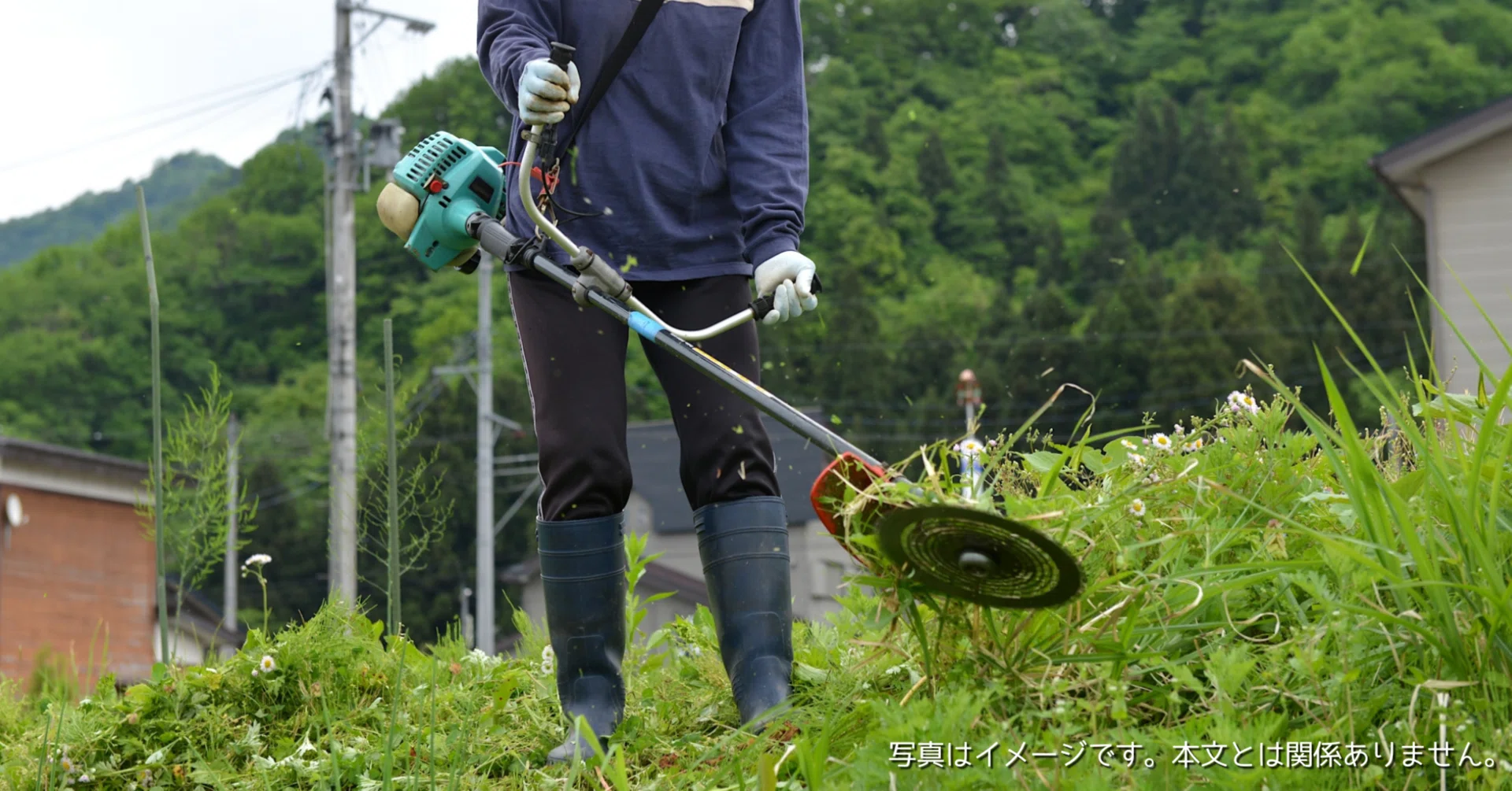 WEISIの草刈り機・芝刈り機はどうなの？充電式 4種類の替刃 コードレス