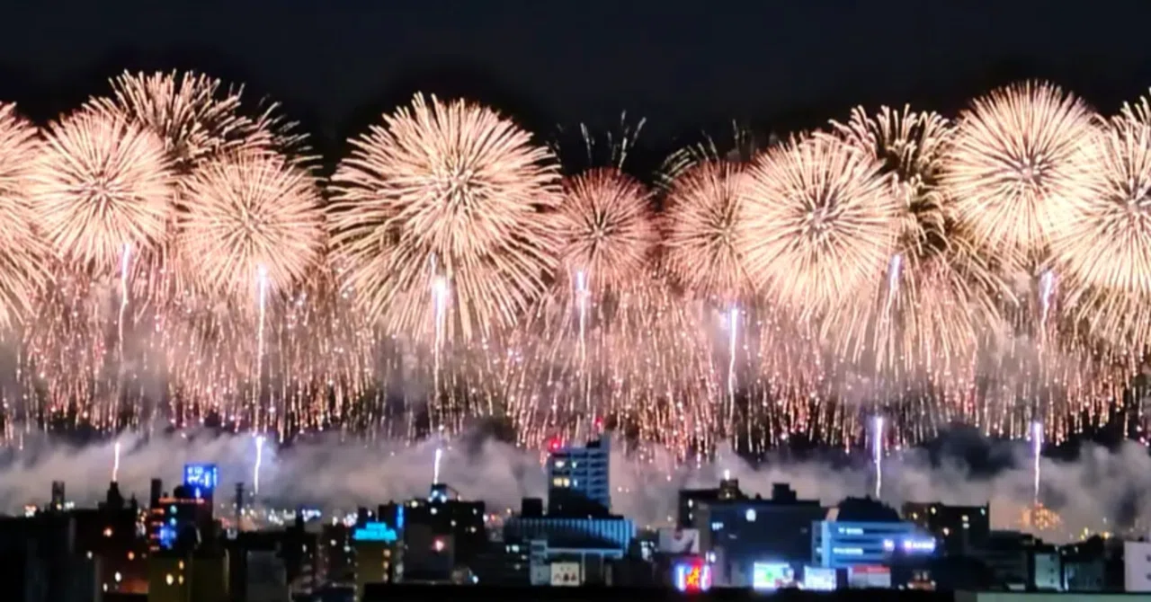 長岡花火──焦土から舞い上がる、不死鳥の祈り｜Yoshiharu Ohta